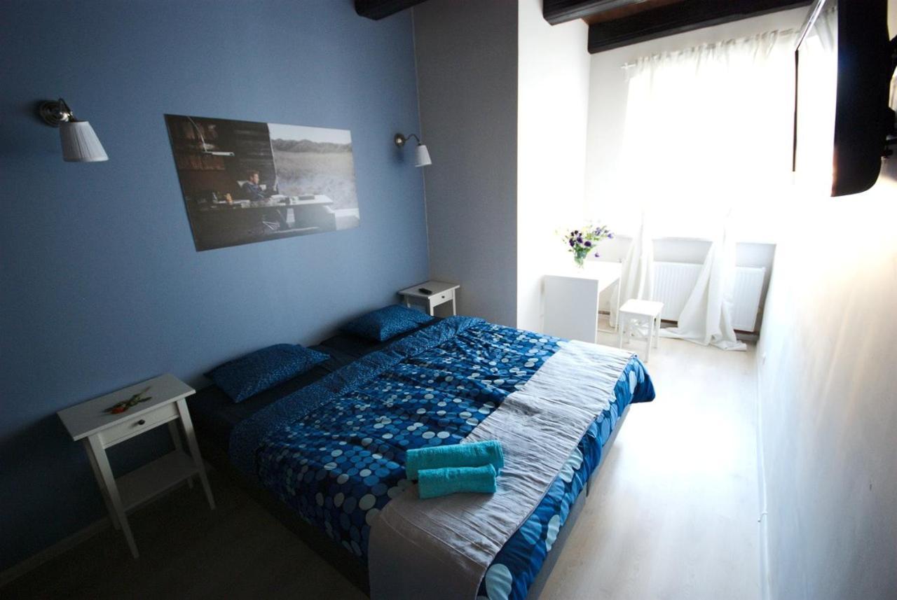 Mimosa Rooms Познан Стая снимка