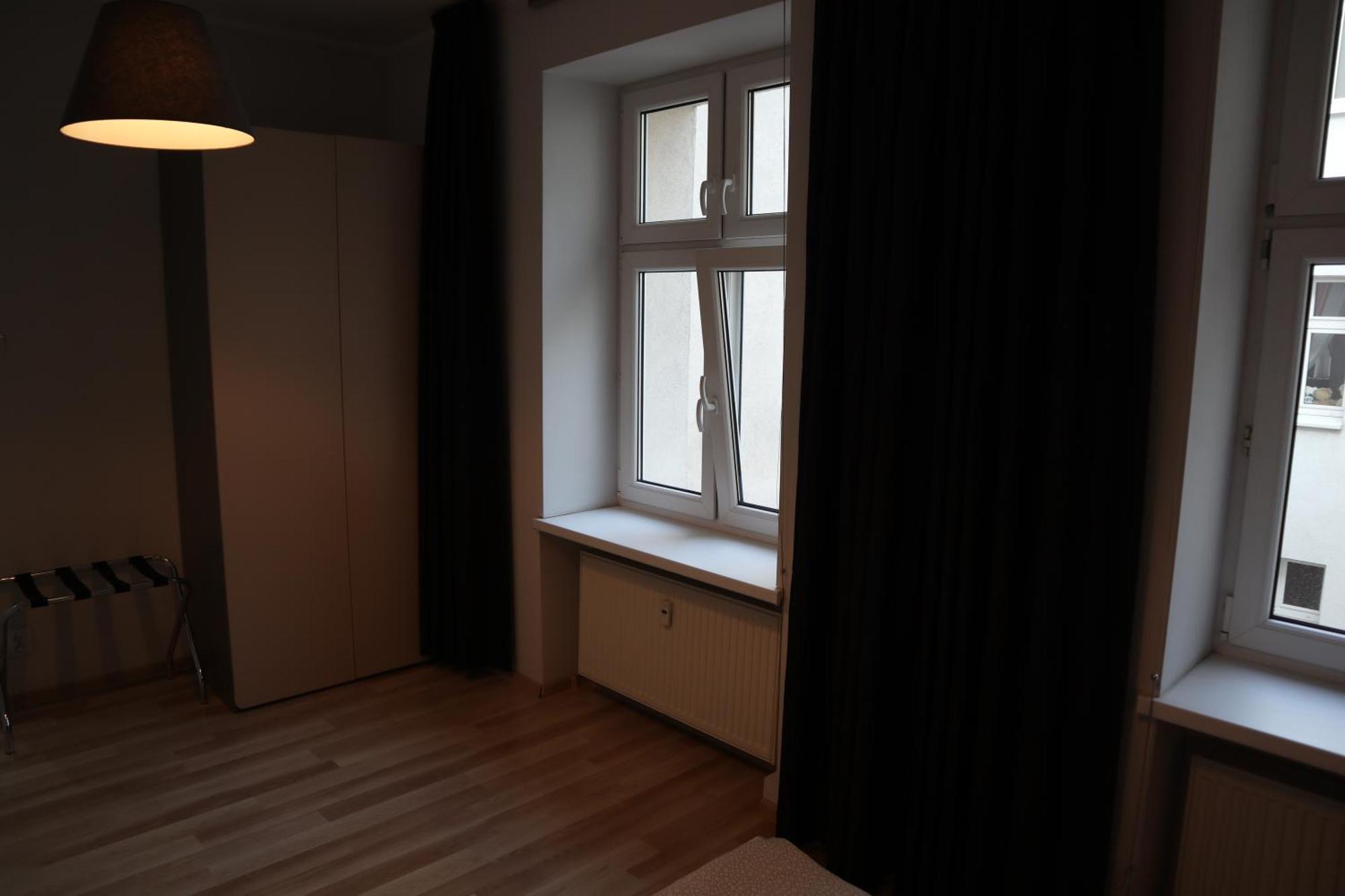 Mimosa Rooms Познан Екстериор снимка