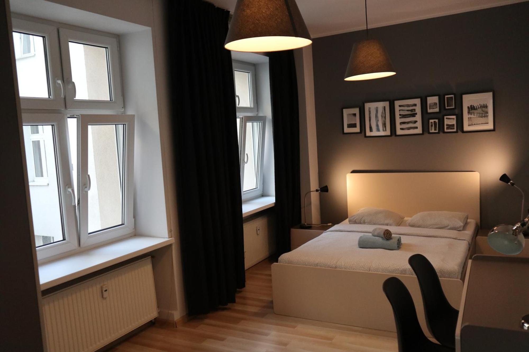Mimosa Rooms Познан Екстериор снимка
