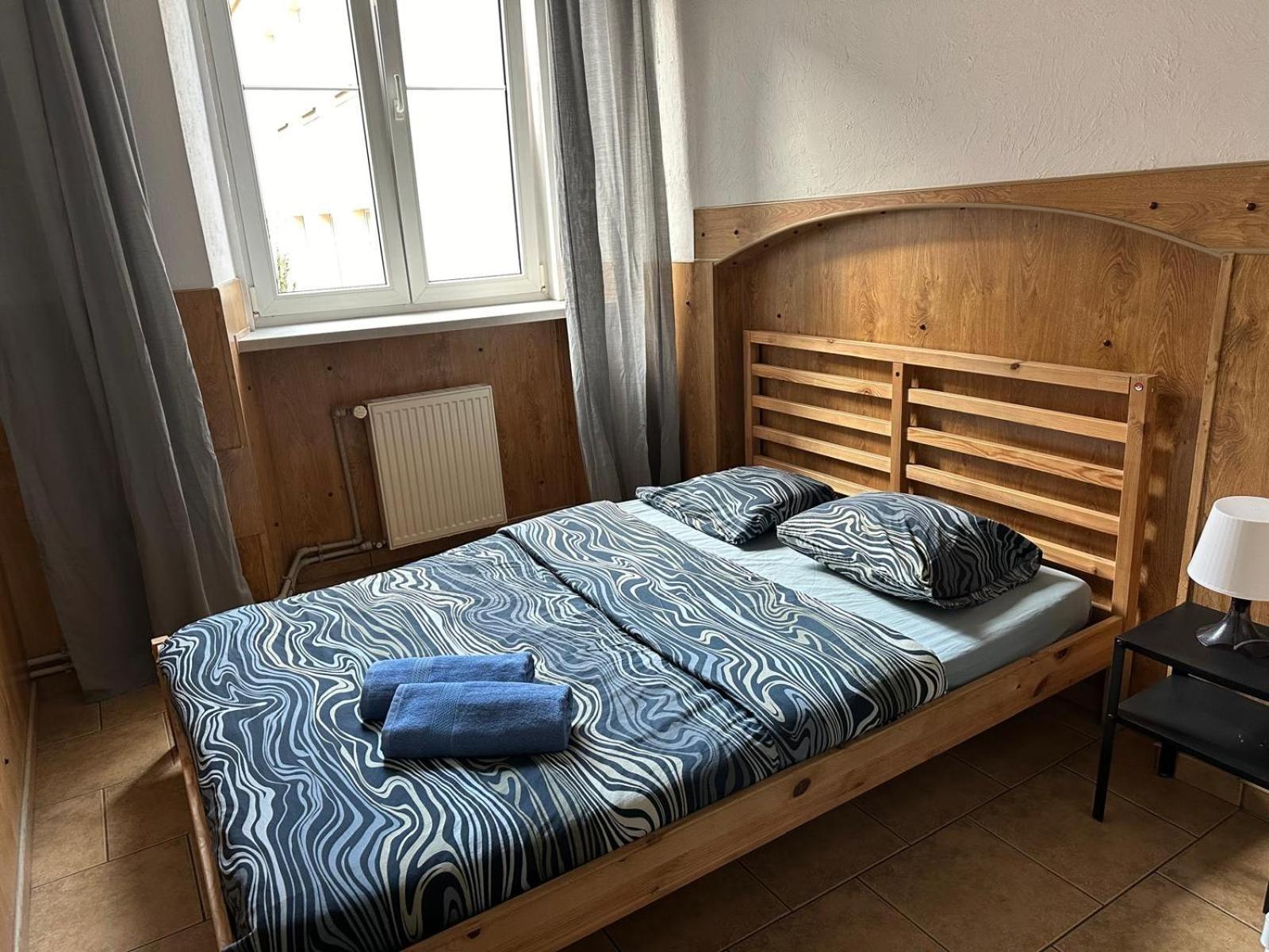 Mimosa Rooms Познан Екстериор снимка